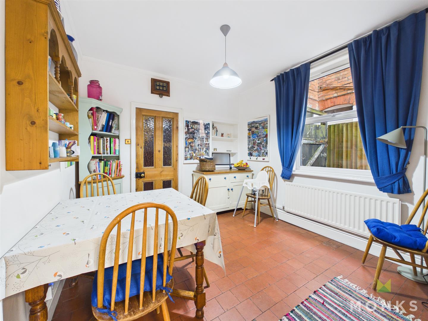 8 Holbache Road, Oswestry, SY11 1RP For Sale